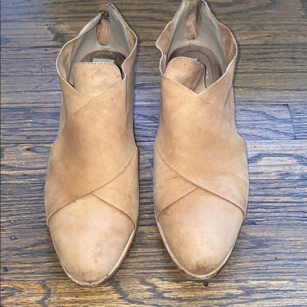 Eileen Fisher Tan Booties